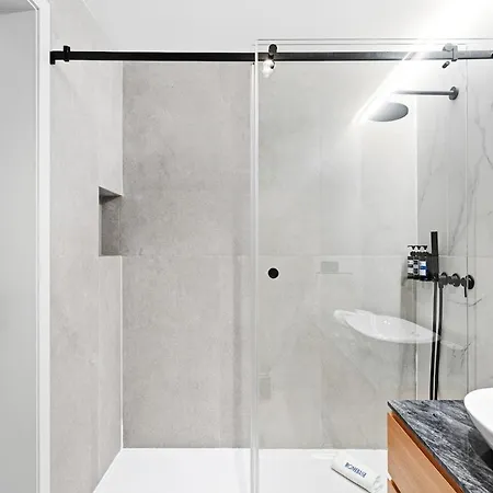 The Telhado Studio, Modern Gaia *